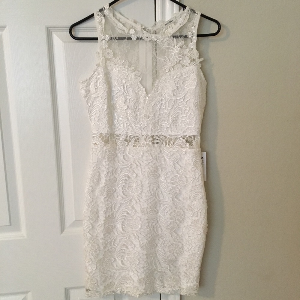 *New with Tags*White Lace Dress*